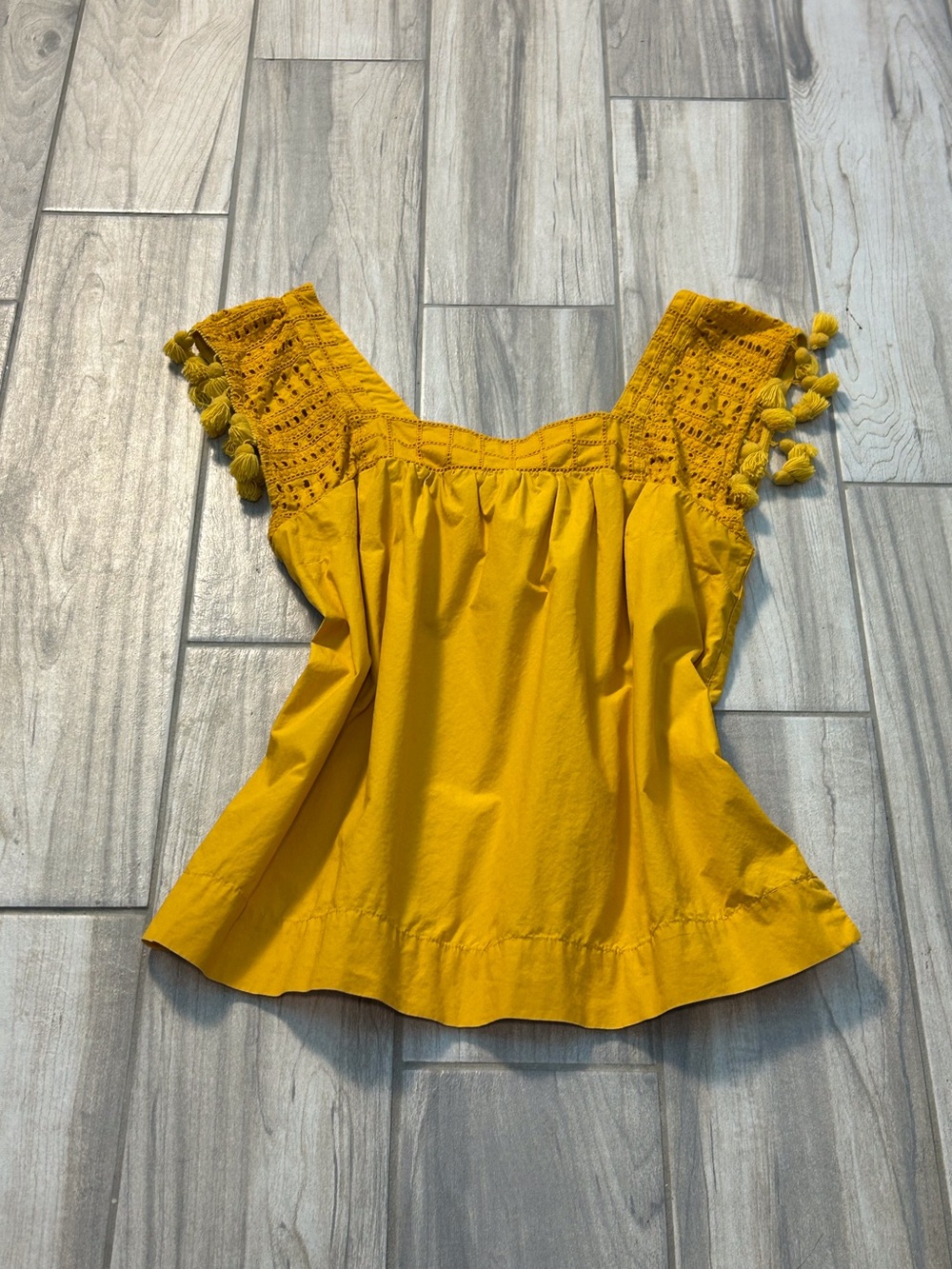Yellow Square Neck Top Flutter Sleeves Tassels Eyelet Embroidery Sz 2 Boho Indie